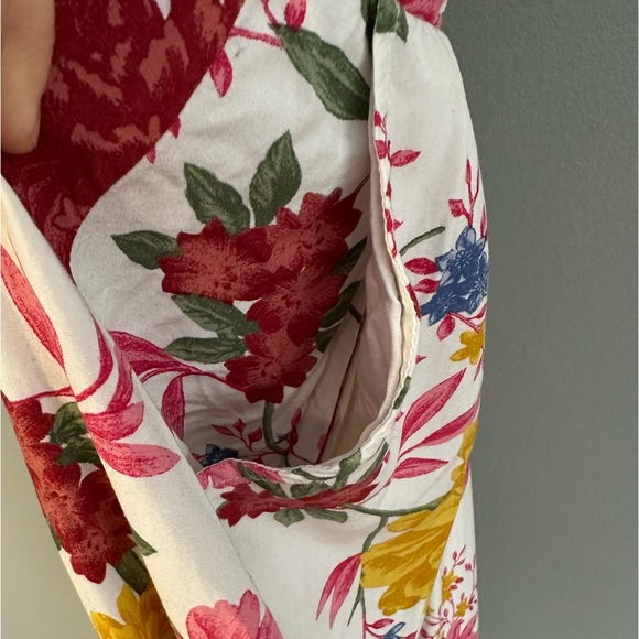 Old Navy Floral Cami Dress - Picture 4 of 9